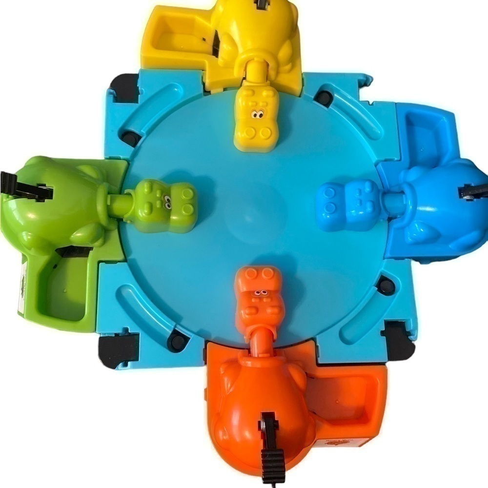 Hungry hungry hippo game